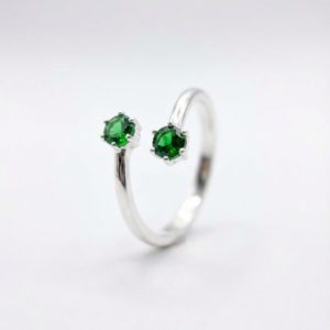 Anel Ponto de Luz Esmeralda