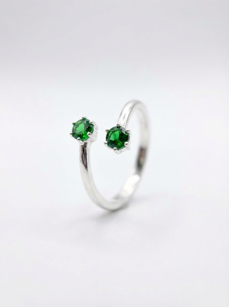 generated_image_e63099b8-c407-41a5-a0d3-b8928878a22b